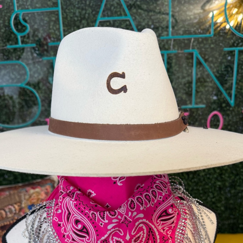 Charlie 1 Horse‎ Teepee Felt Cowboy Hat Size Small NWT in the color Bone